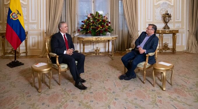 Iván Duque y Gustavo Petro. Foto Presidencia Colombia.