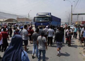 Transportistas, Perú. Foto de archivo.