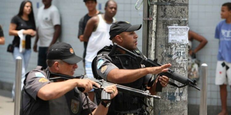 Policias Brasil. Foto agencias.