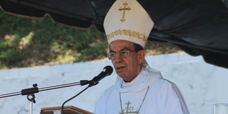 El cardenal católico de El Salvador, Gregorio Rosa Chávez. Foto de archivo.