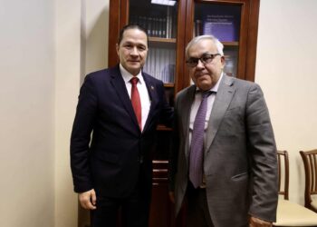 Canciller de Maduro Carlos Faría, y el vicecanciller de la Federación de Rusia, Serguei Vasilievich Vershinin. Foto MPPRE.gov.ve.