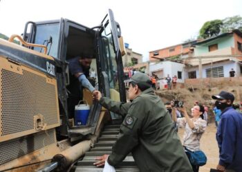 Las Tejerías. Maduro. Foto @PresidencialVen