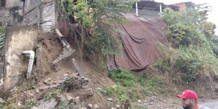 Carretera vieja Caracas-La Guaira. Foto @cperezampueda