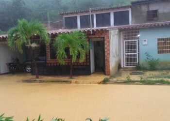 Cumaná, lluvias. Foto @ACARMONA21