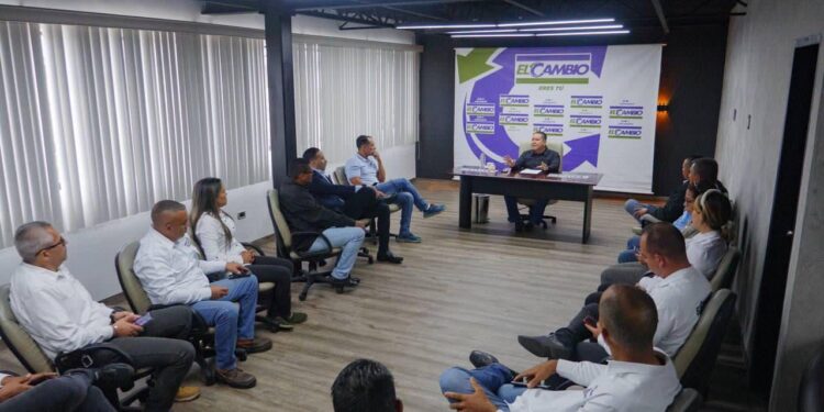 Javier Bertucci. Foto prensa.