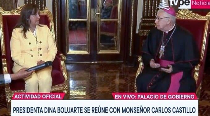 La presidenta Dina Boluarte sostuvo este miércoles una reunión con el arzobispo de Lima, Carlos Castillo. Foto @DiarioElPeruano