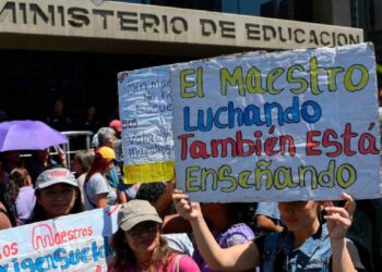 Docentes, maestros protestas. Foto de archivo.