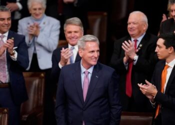 El republicano Kevin McCarthy fue electo presidente de la Cámara Baja de EEUU tras 14 votaciones adversas. (AP)