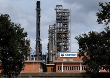 Foto de archivo de la refinería de Chevron en Pascagoula, Mississippi, Estados Unidos (REUTERS Jonathan Bachman)