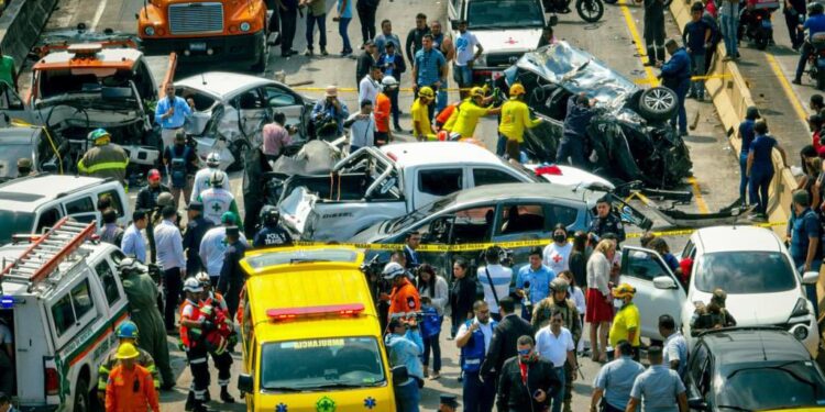 Accidente El Salvador. Foto @nayibbukele