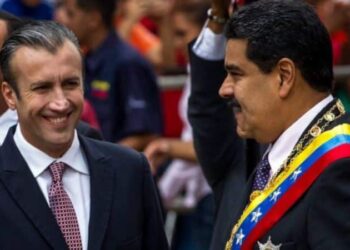 Tareck El Aissami y Nicolás Maduro. Foto de archivo.