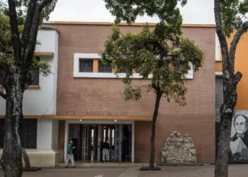 Escuelas Publicas