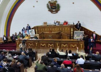 Asamblea chavista. Foto @Asamblea_Ven