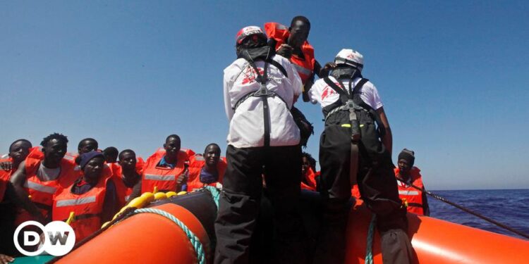 El barco de MSF. Foto DW.