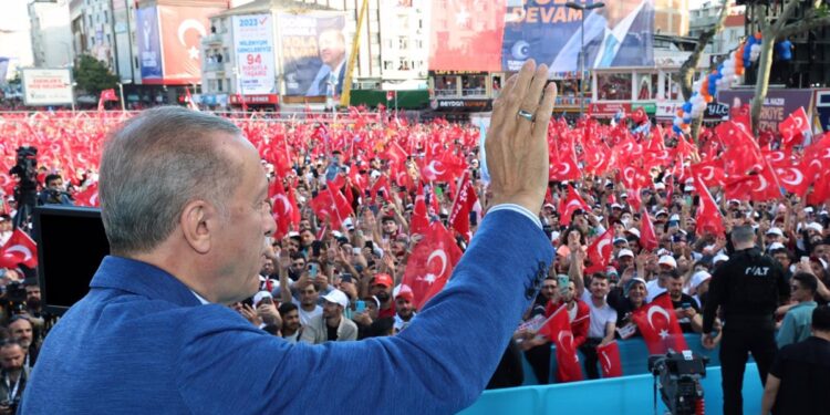 26/05/2023 May 26, 2023, Istanbul, Istanbul, Turkey: Turkish President and Leader of the Justice and Development (AK) Party, Recep Tayyip Erdogan speaks at a rally in Istanbul, Turkiye on May 26, 2023
POLITICA 
Europa Press/Contacto/Recep Tayyip Erdo?An