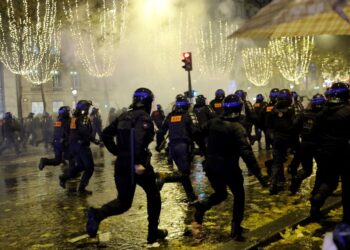 Detenidos Francia disturbios. Foto de archivo.