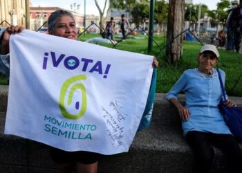 FOTO DE ARCHIVO: La Justicia de Guatemala suspendió al Movimiento Semilla, el partido del candidato Bernardo Arévalo. (REUTERS/Josué Decavele)