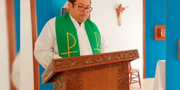 El sacerdote nicaragüense Mauricio Valdivia Prado.