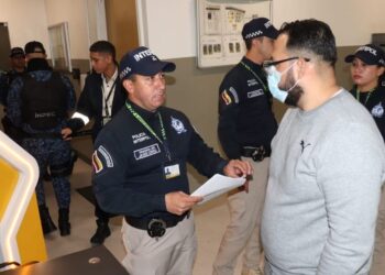 Este es el primer colombiano extraditado a los Estados Unidos por tráfico de Fentanilo. Foto Policía