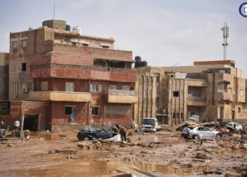 GRAF8931. DERNA (LIBIA), 12/09/2023.- Imagen distribuida por el Departamento de Comunicación del Gobierno de Libia en una red social que muestra los destrozos en la ciudad de Derna, la más afectada por las lluvias torrenciales que han dejado por el momento unas 2.400 víctimas mortales y 10.000 desaparecidos, según la Federación de la Cruz Roja. EFE/ Dpto. Comunicación del Gobierno Libio vía red social X - SOLO USO EDITORIAL/SOLO DISPONIBLE PARA ILUSTRAR LA NOTICIA QUE ACOMPAÑA (CRÉDITO OBLIGATORIO) -