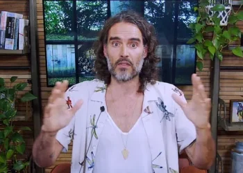 Russell Brand. Foto captura de video.