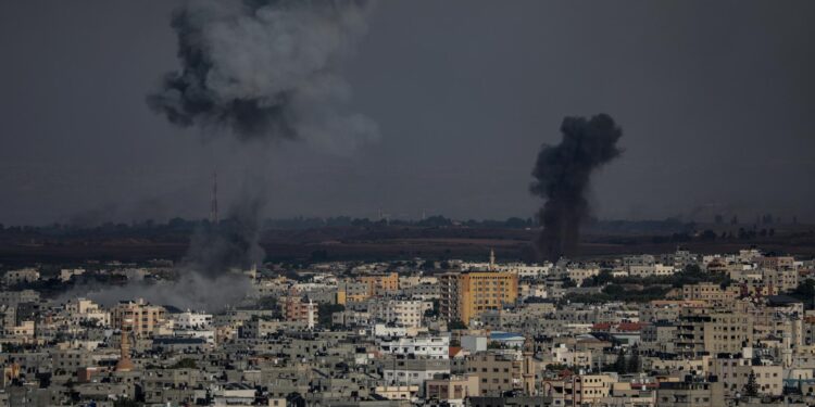 Gaza City (---), 07/10/2023.- Smoke rises after an Israeli air strike in Gaza City, 07 October 2023. Rocket barrages were launched from the Gaza Strip early 07 October in a surprise attack on Israel claimed by the Islamist movement Hamas. In a televised statement, the Israeli prime minister said the country is at war. EFE/EPA/MOHAMMED SABER