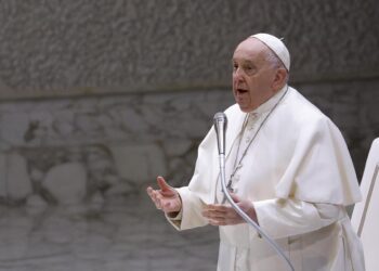 Vatican City (Vatican City State (holy See)), 20/12/2023.- Pope Francis holds his weekly general audience in Paul VI Hall, Vatican City, 20 December 2023. (Papa) EFE/EPA/FABIO FRUSTACI