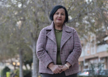 GRAFCVA658. VALENCIA (ESPAÑA), 17/01/2024.- Fotografía de archivo fechada el 10 de enero de 2023 que muestra a Dinorah Figuera, diputada opositora venezolana asilada en España, durante una entrevista en Valencia (España). Un grupo de exdiputados opositores de Venezuela se empeña en mantener con vida una suerte de foro virtual llamado 'Asamblea Nacional legítima', en alusión a la institución a la que pertenecieron hasta enero de 2021, cuando el chavismo retomó el control de la Cámara, que este miércoles busca acabar con este reducto de políticos que tienen acceso a recursos del país en el extranjero. EFE/ Ana Escobar