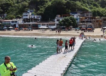 La hidrovía La Guaira hasta Chichiriviche de la Costa. Foto @VTVcanal8