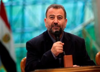 Saleh Al Arouri, jefe de la delegación de Hamas en la firma de un acuerdo de reconciliación en El Cairo, Egipto, el 12 de octubre de 2017 (REUTERS/Amr Abdallah Dalsh)