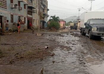 Casas afectadas por las lluvias y las inundaciones en Cumanacoa