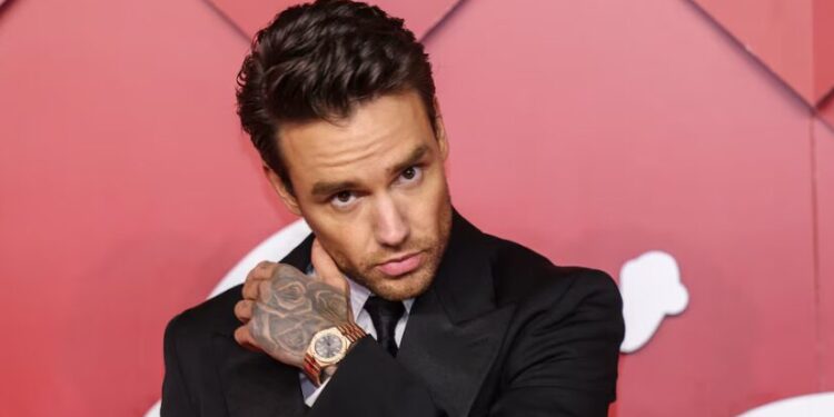 Liam Payne posa ante fotógrafos a su llegada a los British Fashion Awards en Londres, el 5 de diciembre de 2022 (Foto de Vianney Le Caer/Invision/AP, Archivo)