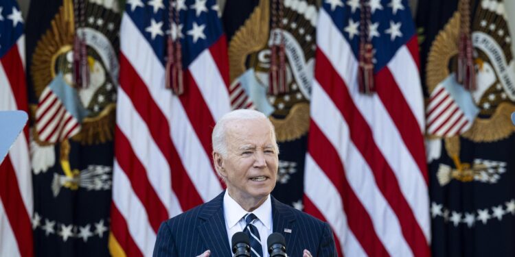 Washington (United States), 07/11/2024.- US President Joe Biden delivers remarks on the results of the 2024 presidential election during an address to the nation in the Rose Garden of the White House in Washington, DC, USA, 07 November 2024. President Biden stated he accepts the choice the country made, after Republican presidential candidate Donald J. Trump was declared the winner of the 2024 US presidential election over Democratic presidential candidate US Vice President Kamala Harris. (Elecciones) EFE/EPA/GRAEME SLOAN