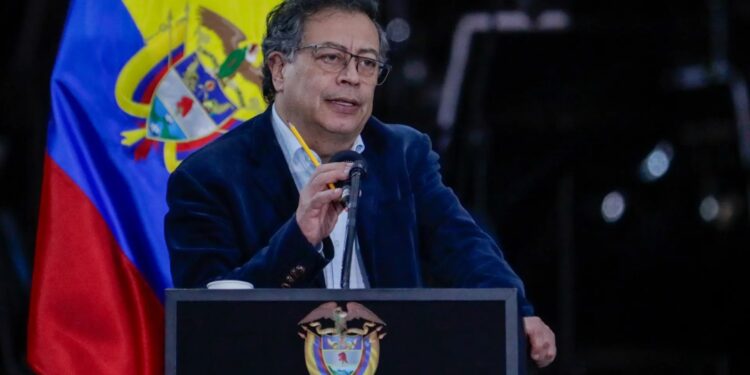 Gustavo Petro.