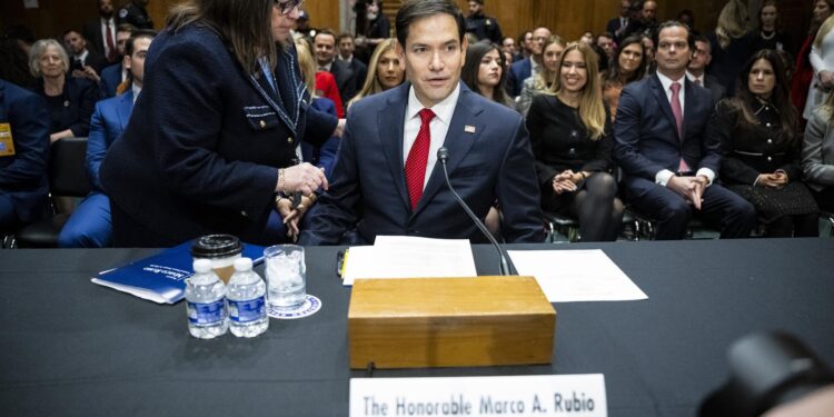 Washington (United States), 15/01/2025.- US Republican Senator from Florida, Marco Rubio (C), President-elect Donald Trump's nominee for Secretary of State, arrives for his confirmation hearing with the Senate Foreign Relations Committee at the US Capitol in Washington, DC, USA, 15 January 2025. Senator Rubio is expected to be confirmed on a bipartisan vote, and will likely be one of the first Cabinet nominees confirmed by Senate Republicans for the incoming Trump Administration. EFE/EPA/GRAEME SLOAN